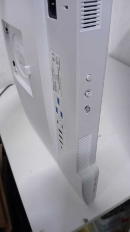 BENQ EW2790U 27