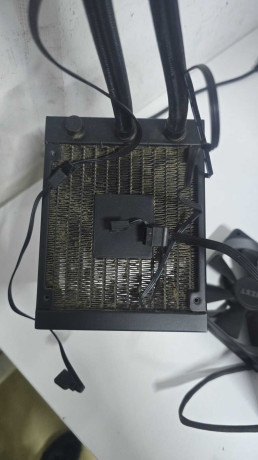 NZXT Kraken 120 RL-KR120-B1 120MM SIVI SOĞ(OUTLET)