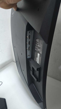 MSI MAG 274CXF 27