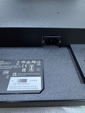 MSI 31.5